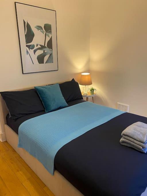 2 Bedroom Flat In Camberwell Green - Central Location With Excellent Connections To Tourist Attractions And Main London Airports Екстер'єр фото
